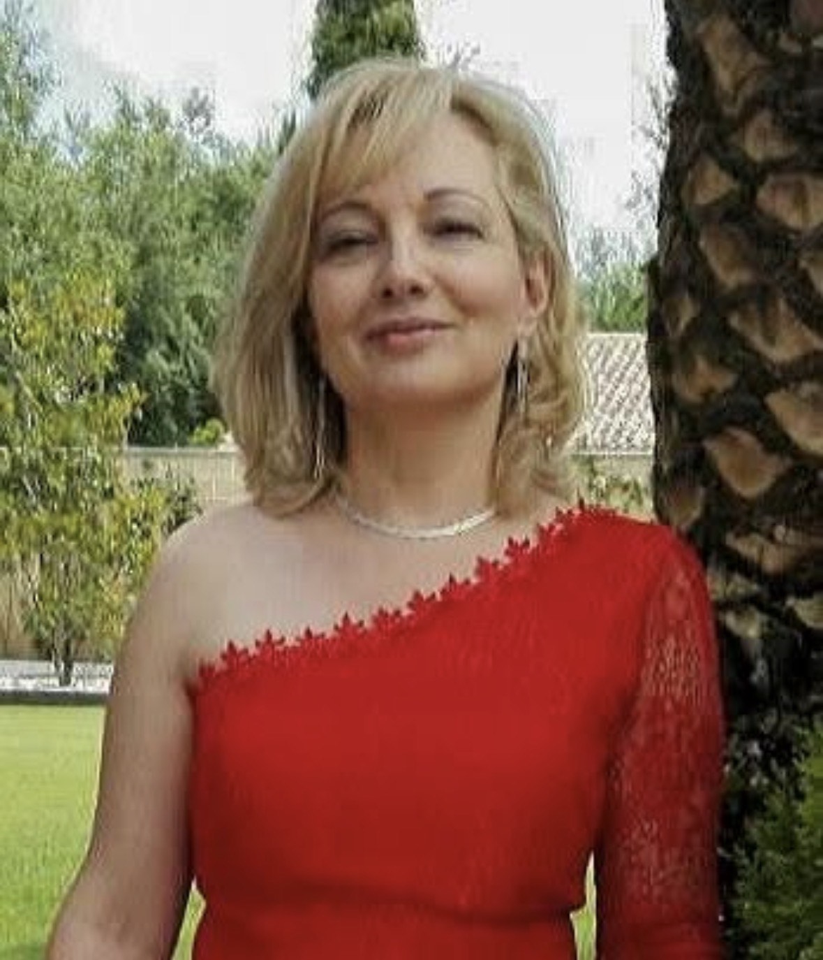 <em>María F.</em>